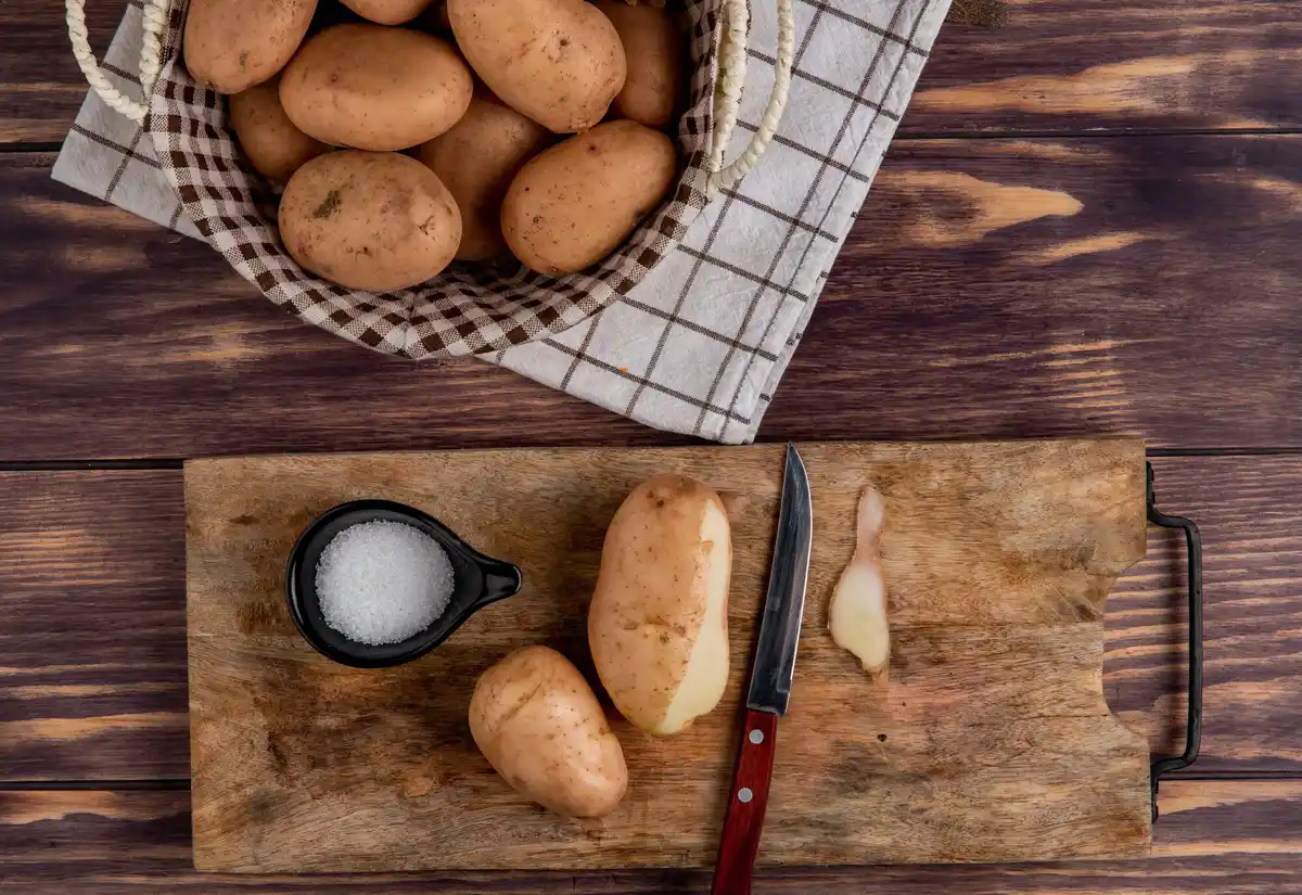 raw potato honey face mask czech kitchen