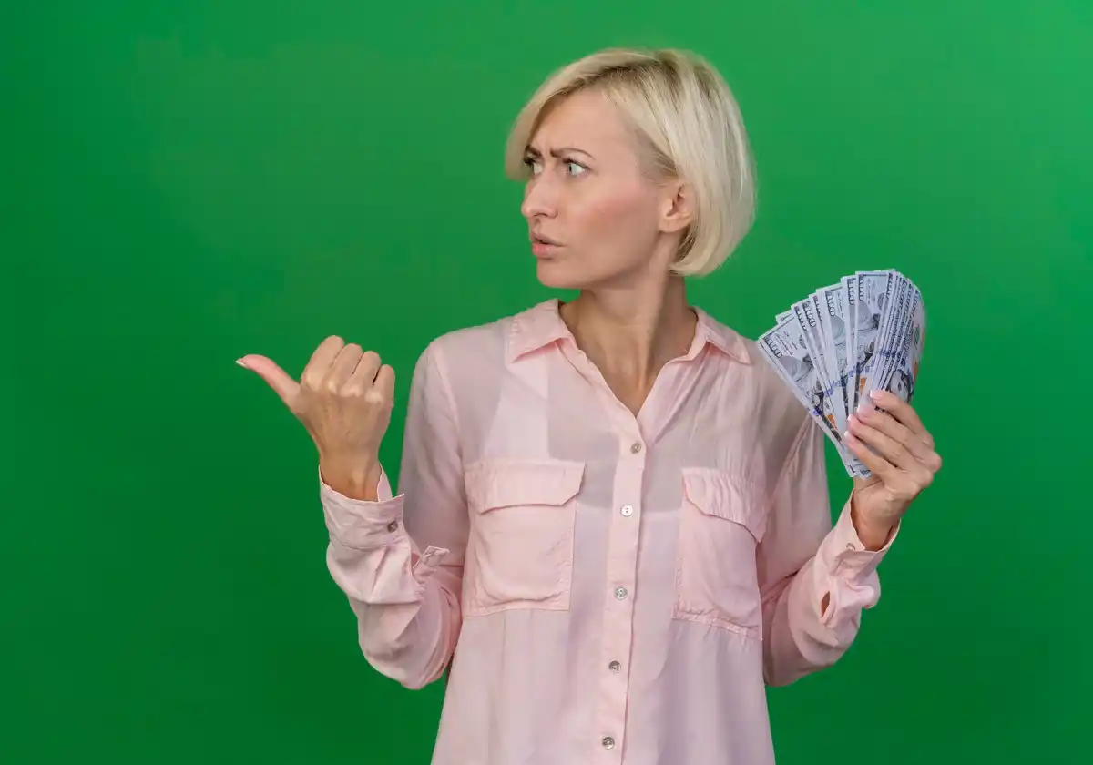 czech money mistake financial advisor warning