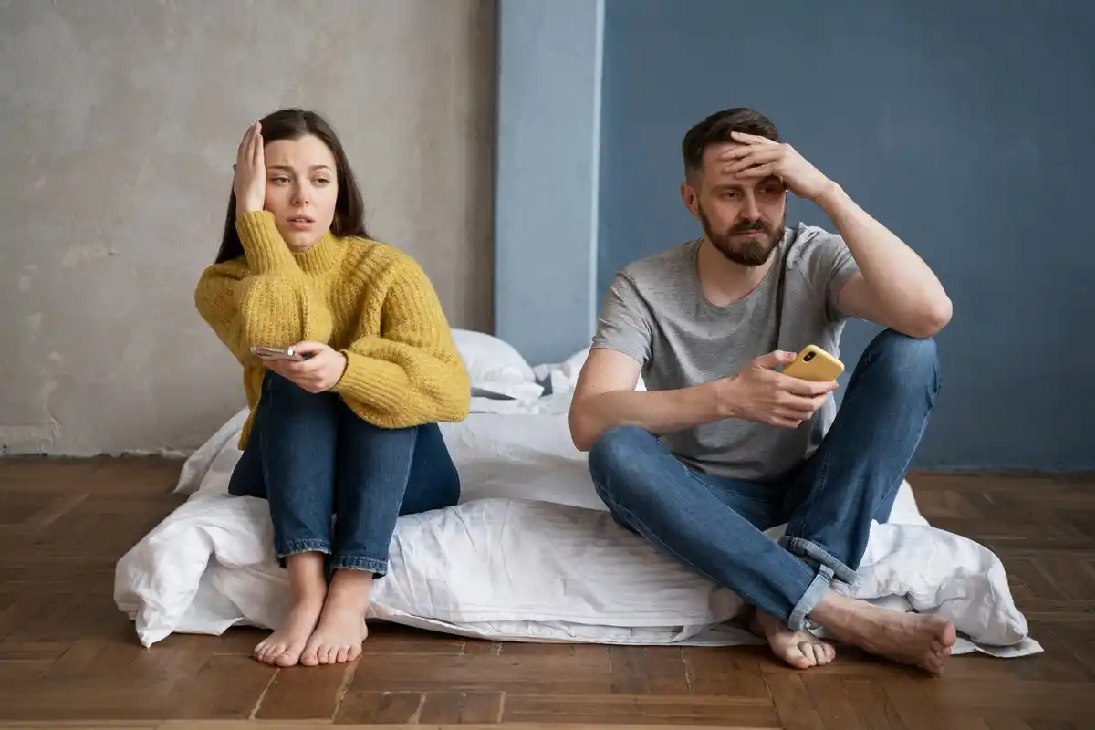 couple arguing czech home dramatic