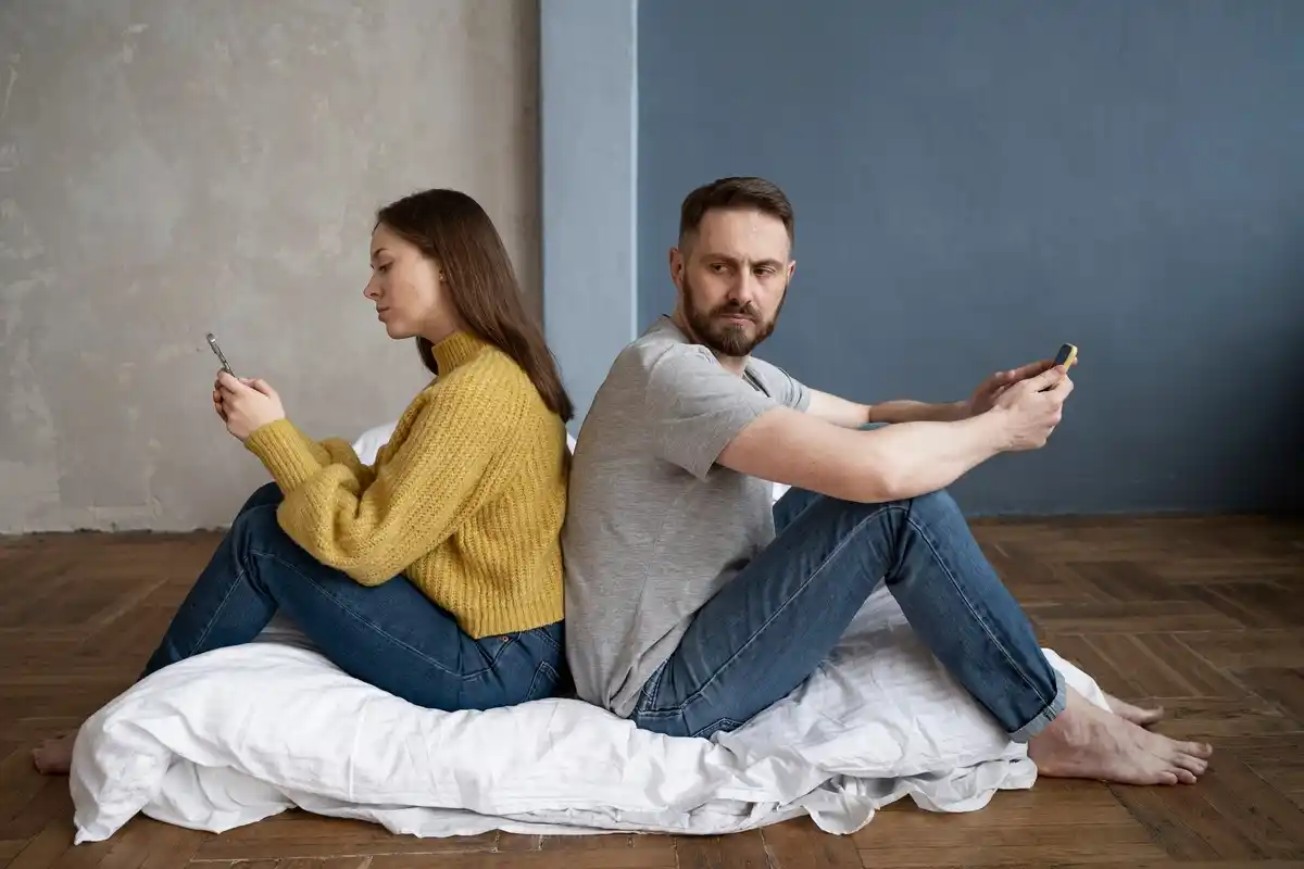 couple arguing living room czech