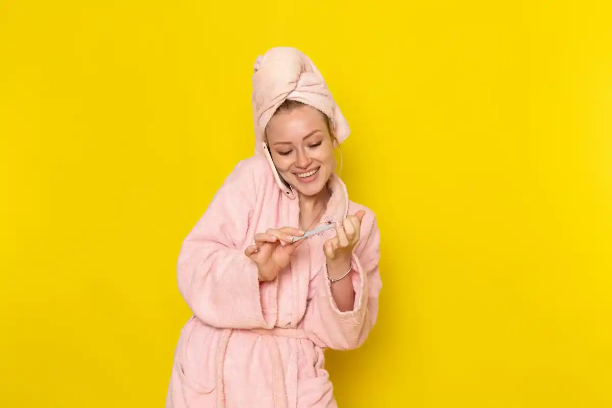 moisturizing skin after shower winter czech woman