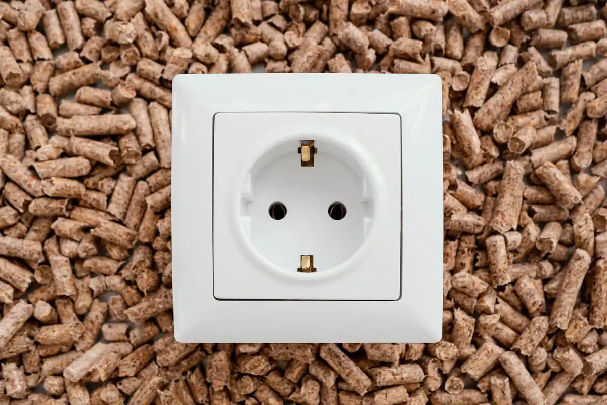 phone charger left in socket energy consumption czech home