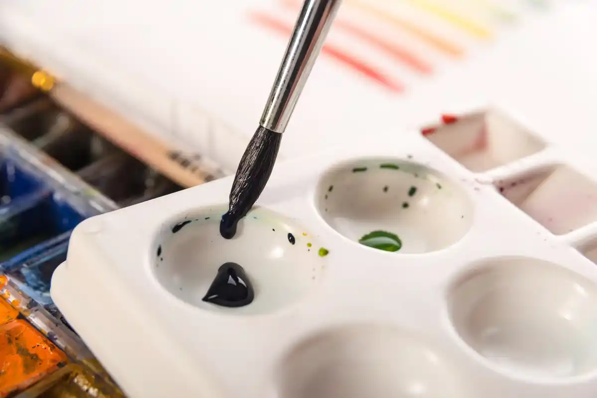paint color mixing Czech studio real paint
