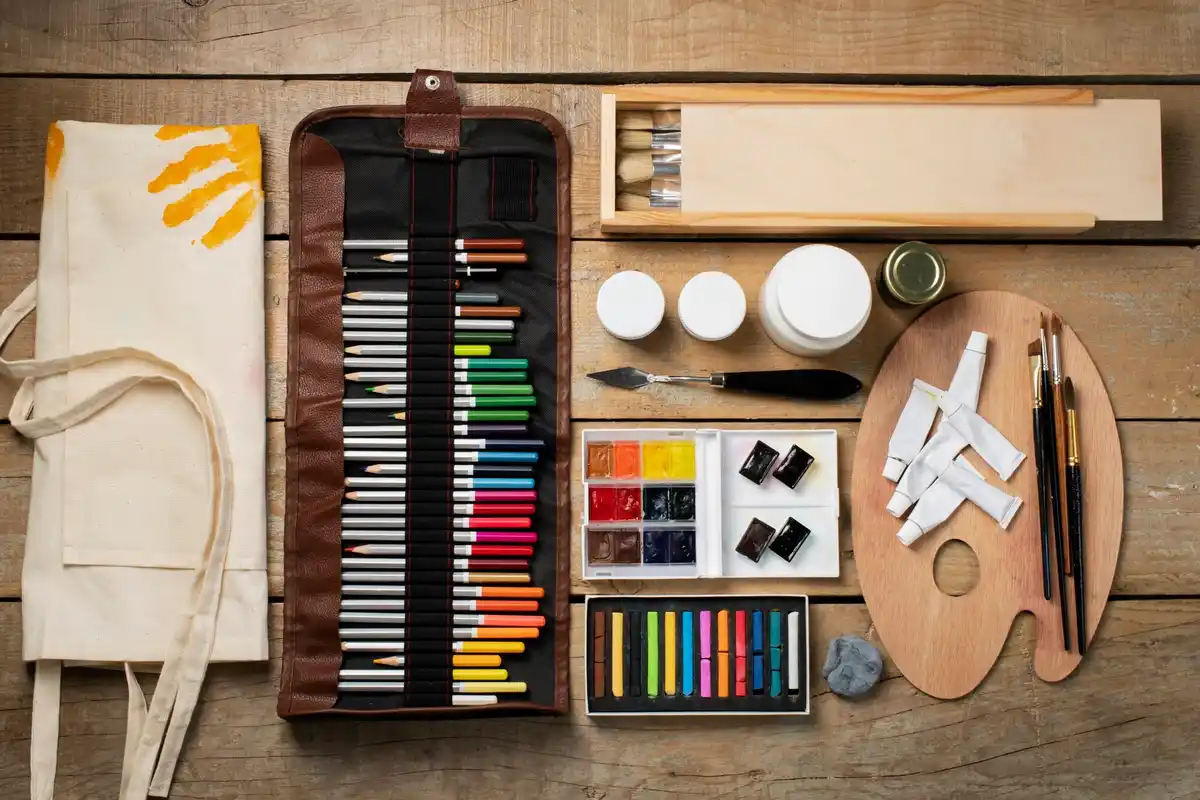 cheap art supplies czech republic
