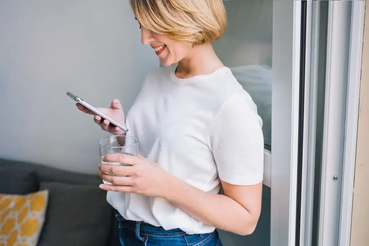 Babička objevila geniální trik: jak zjednodušit smartphone na 2 kliknutí