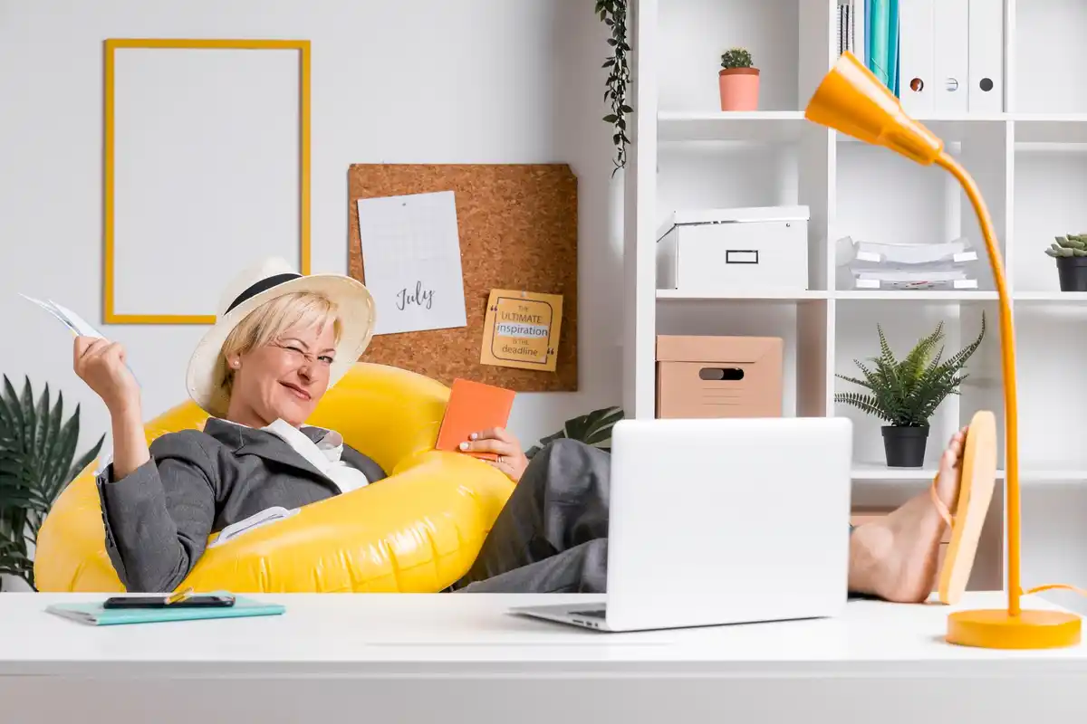 modern home office feng shui workspace Czech