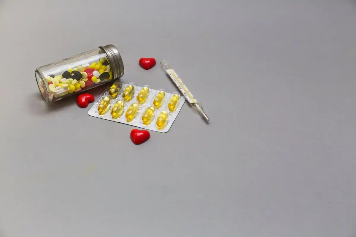 dangerous dietary supplements kidney damage