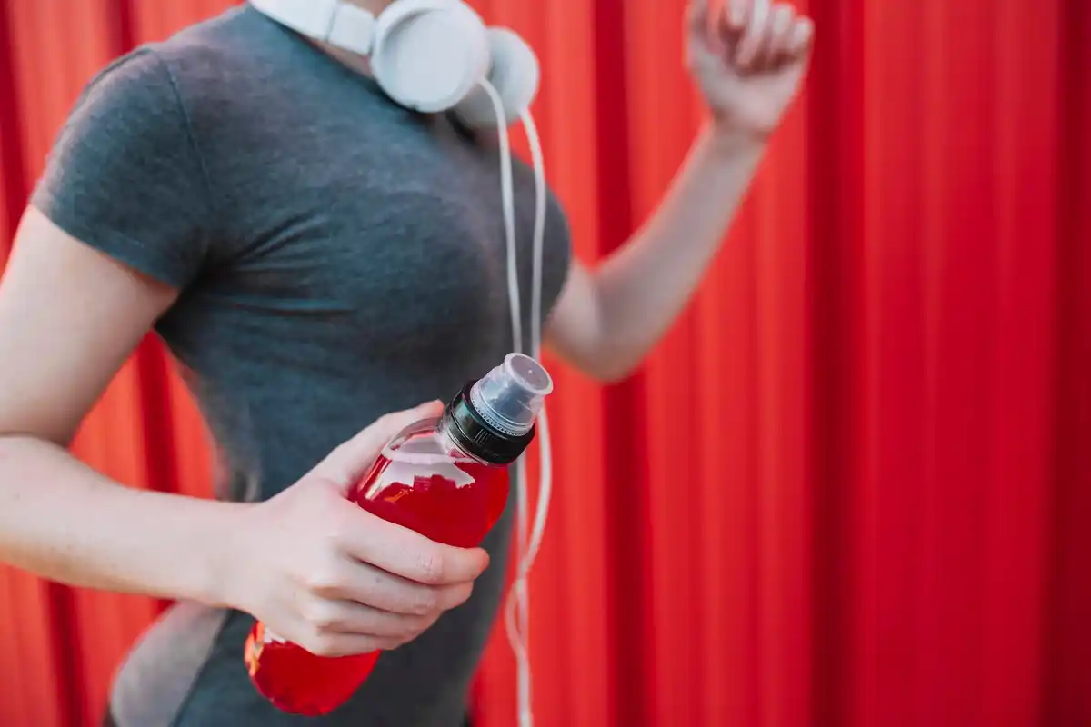 plastic bottle creative home workout idea czech apartment