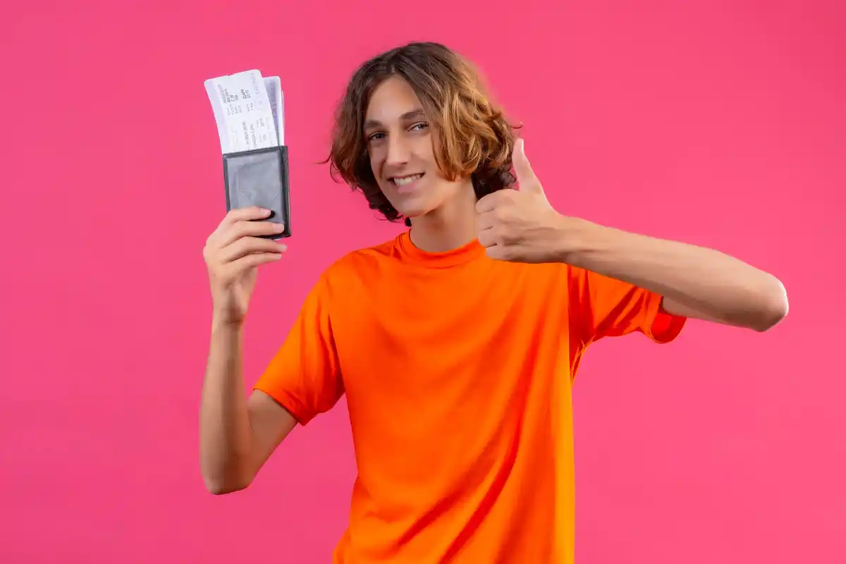 cashback receipt smartphone Czech