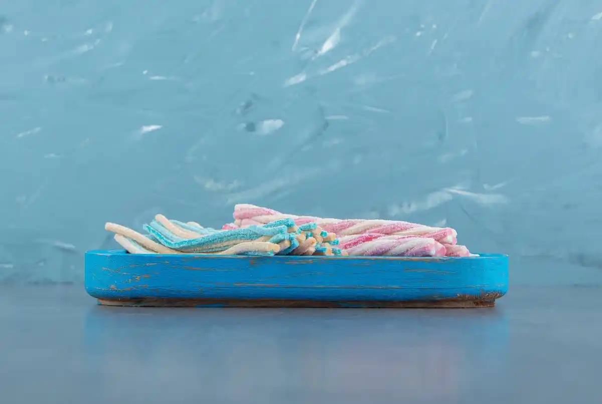 freezing acrylic paint palette in freezer
