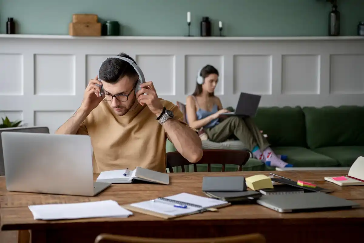 multitasking burnout czech office stress