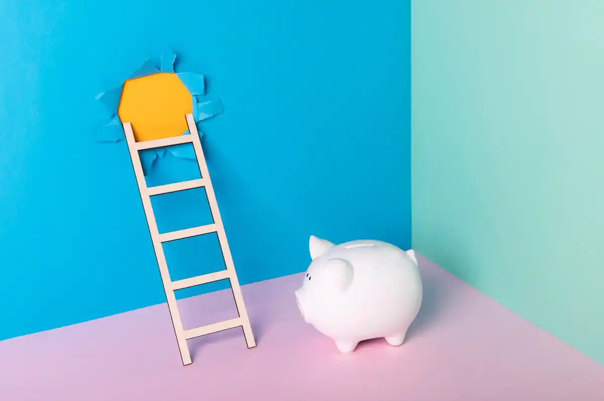 plasticine window insulation saving money