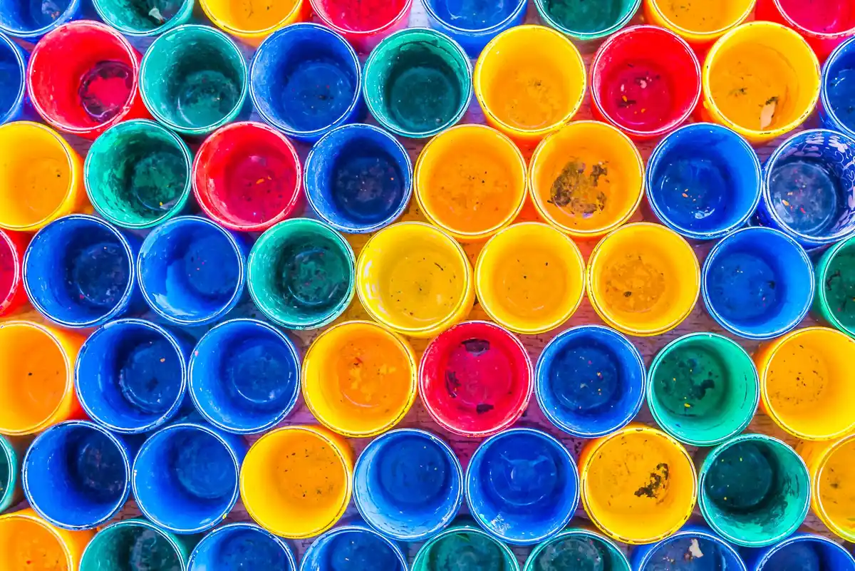 dangerous colorful household items czech pigments
