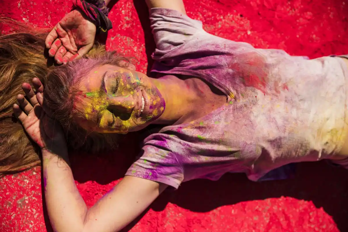 toxic colorful paints czech home hazard