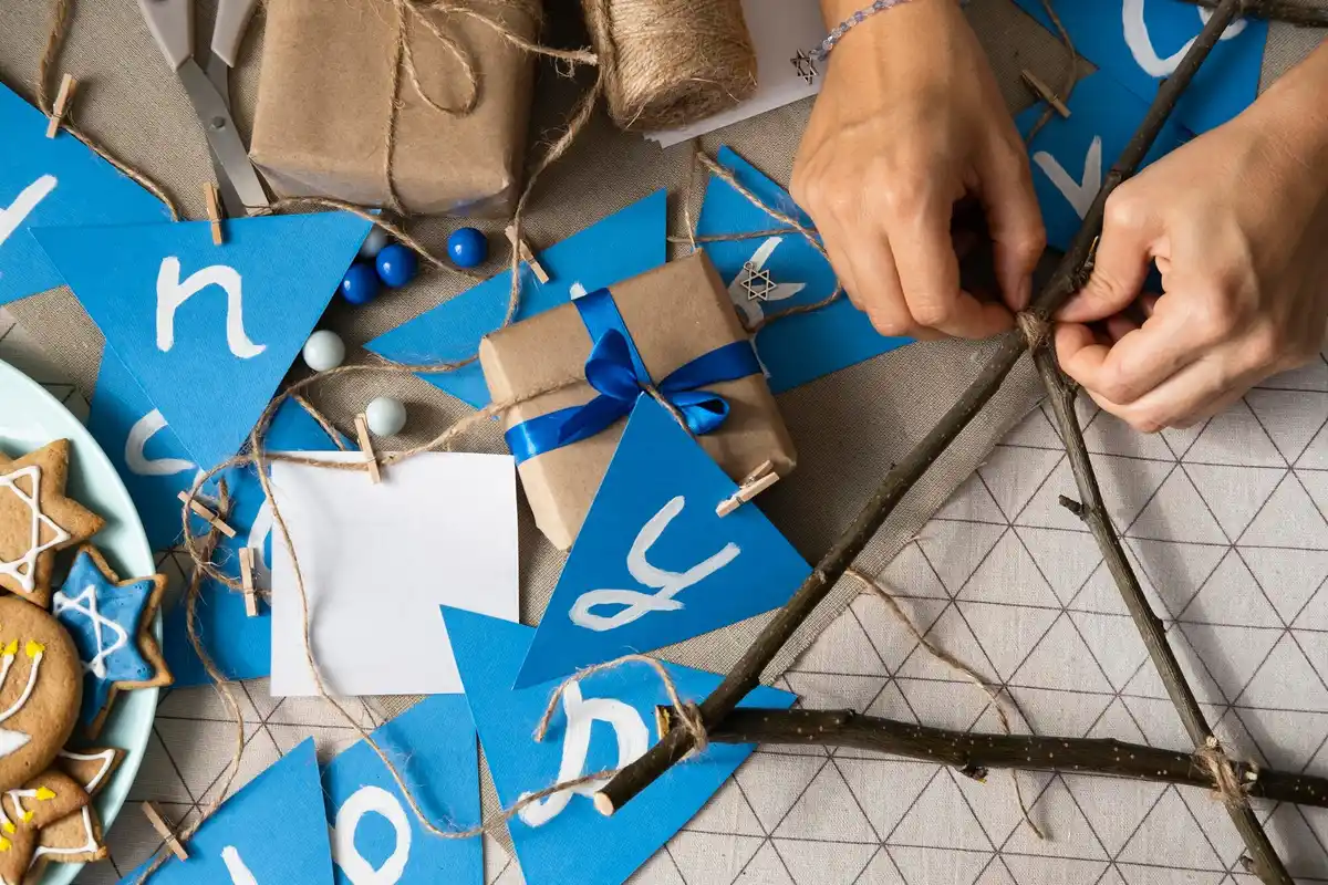 creative reuse everyday objects crafts czech
