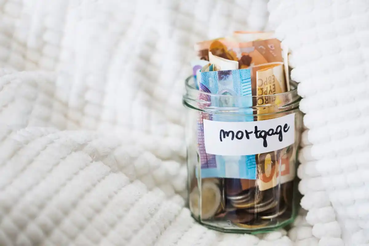 czech hidden expenses everyday money loss