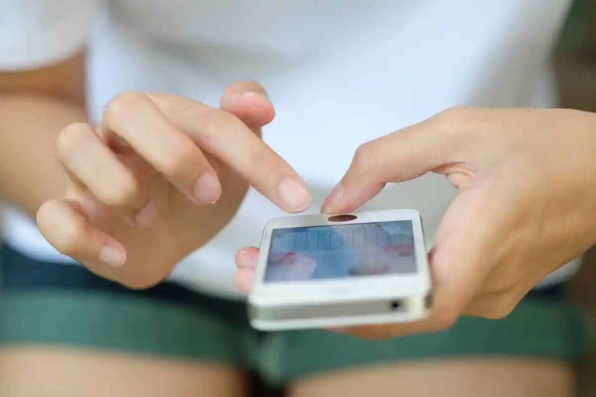smartphone battery saving buttons tips