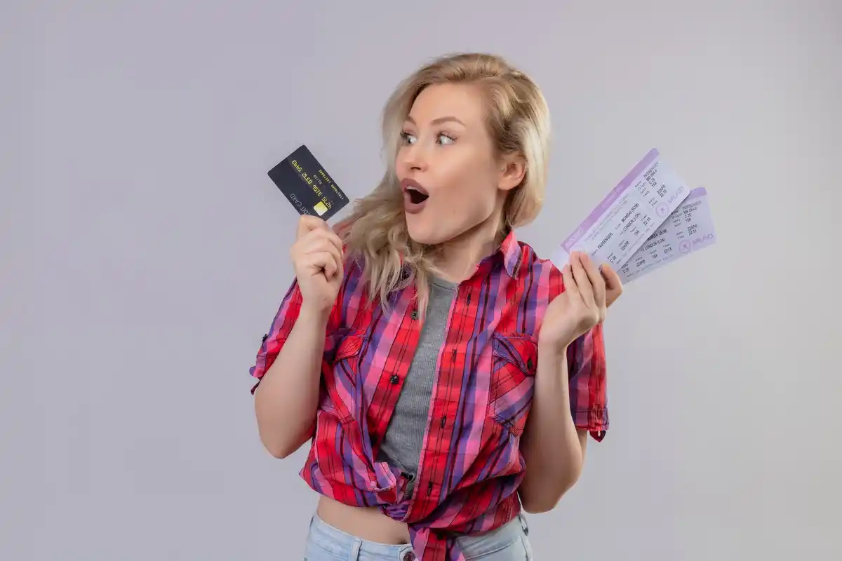 Czech tourist at ATM abroad with credit card problem