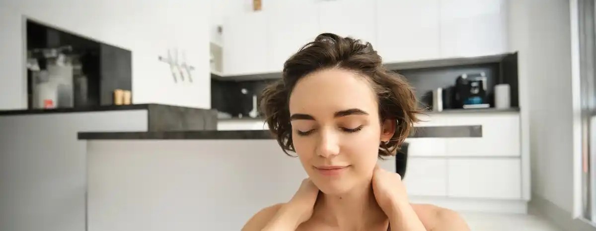 face massage technique at home woman