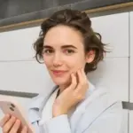 dermatologist morning skincare advice czech woman