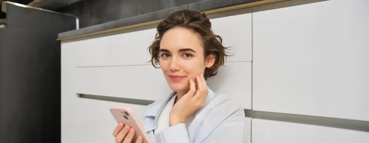 dermatologist morning skincare advice czech woman