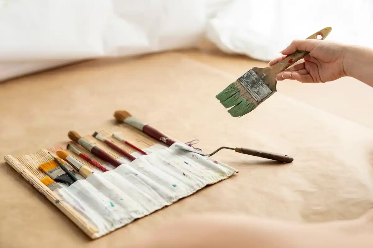budget home painting workspace czech