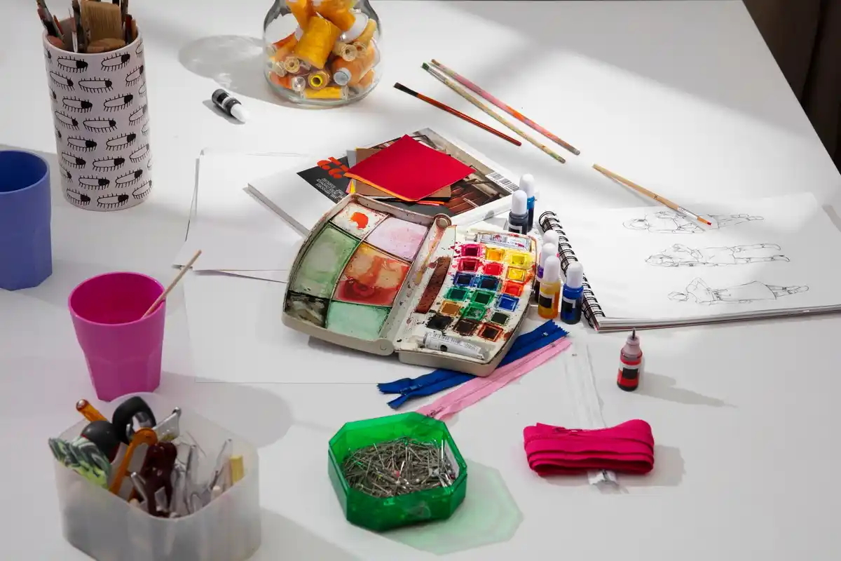 messy amateur handicraft cheap look