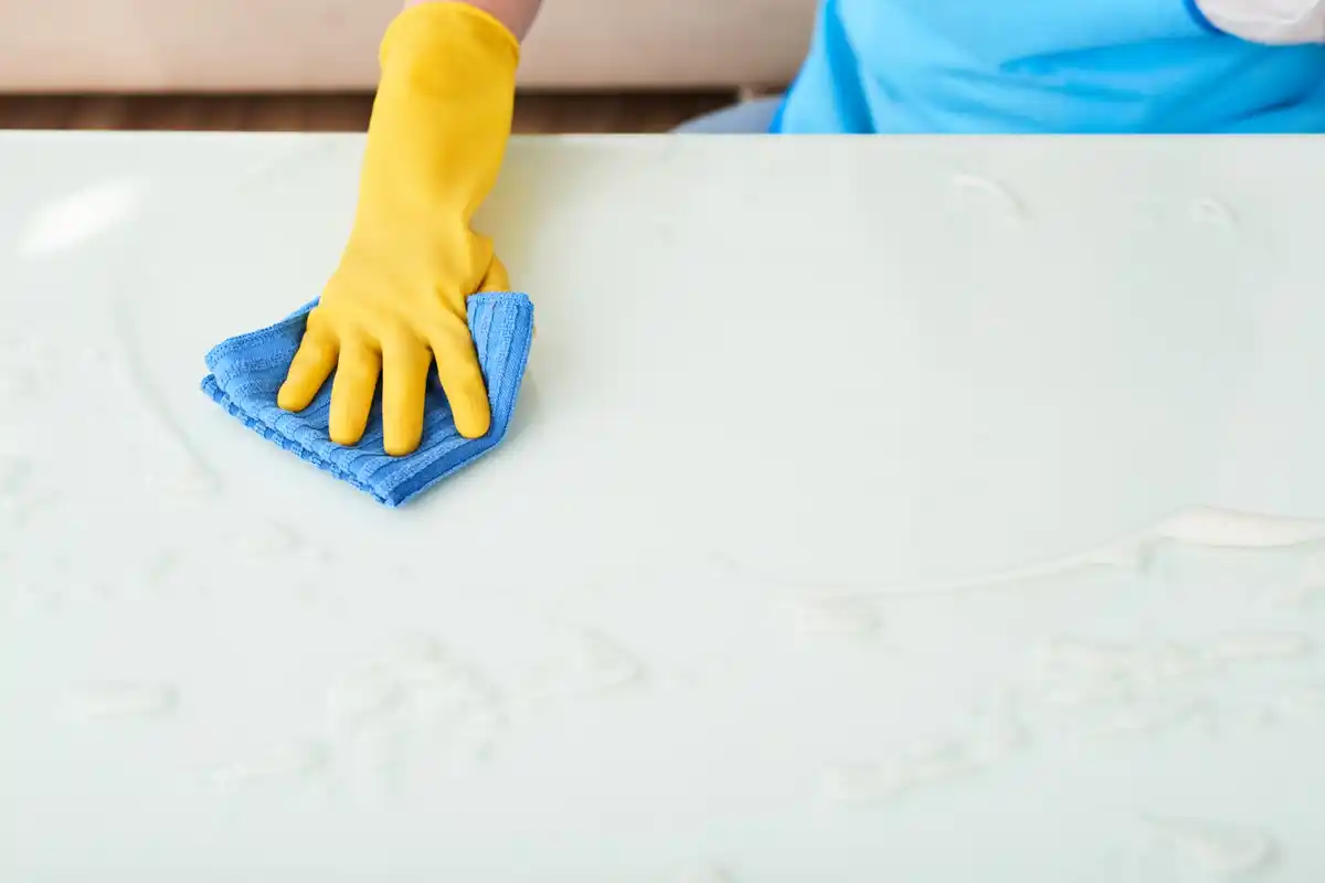before after damaged furniture cleaning closeup Czech