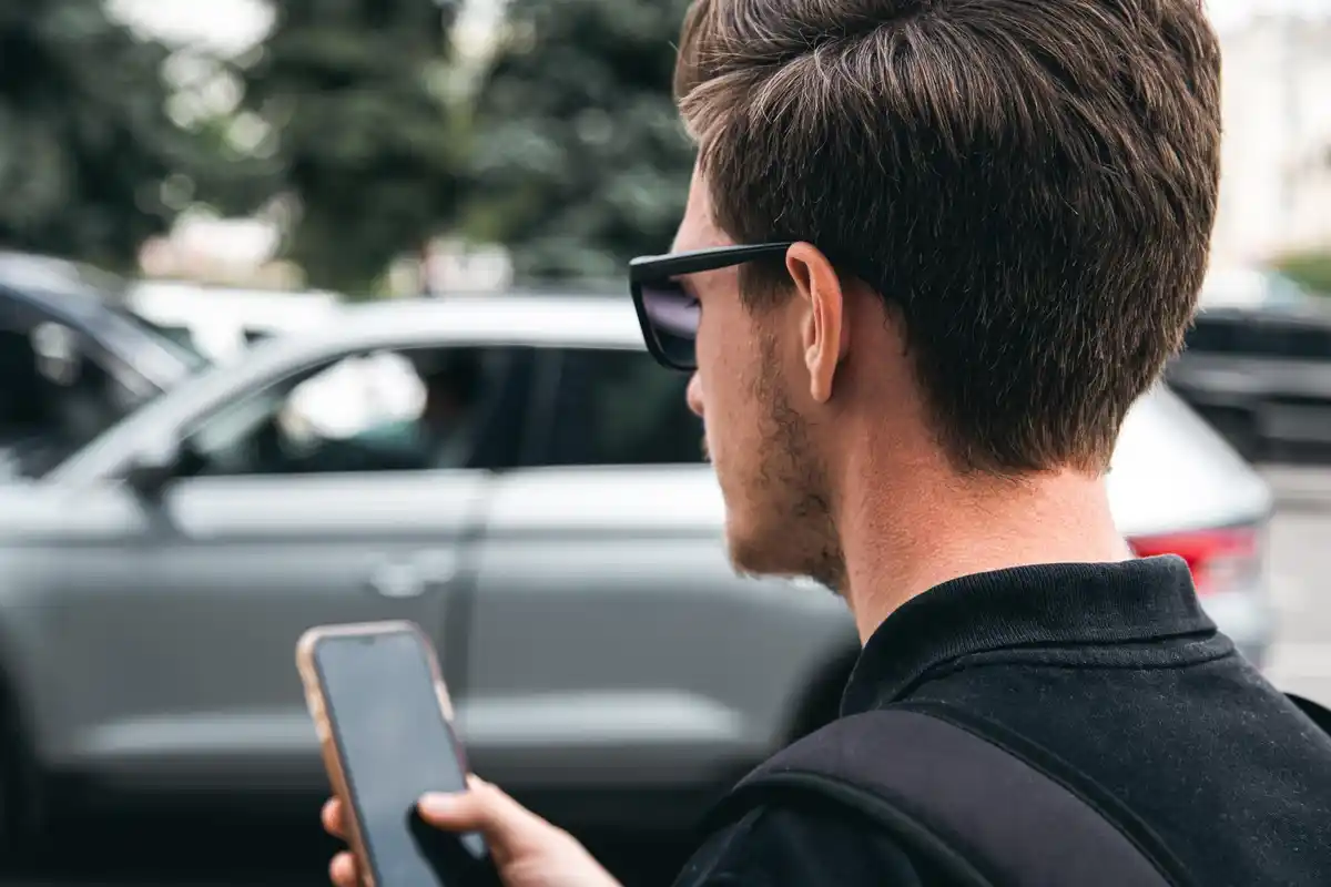 Czech local parking smartphone app garage street city