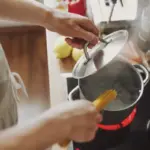 deep clean burnt frying pan real home kitchen Czech