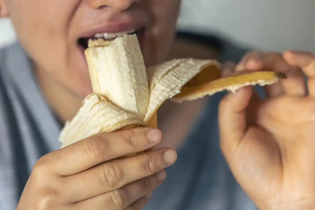 banana peel muscle cramps relief