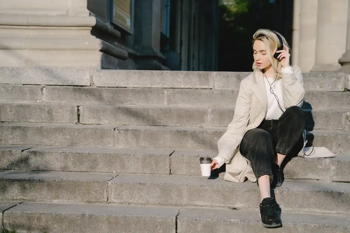 street style Prague shoes 2024