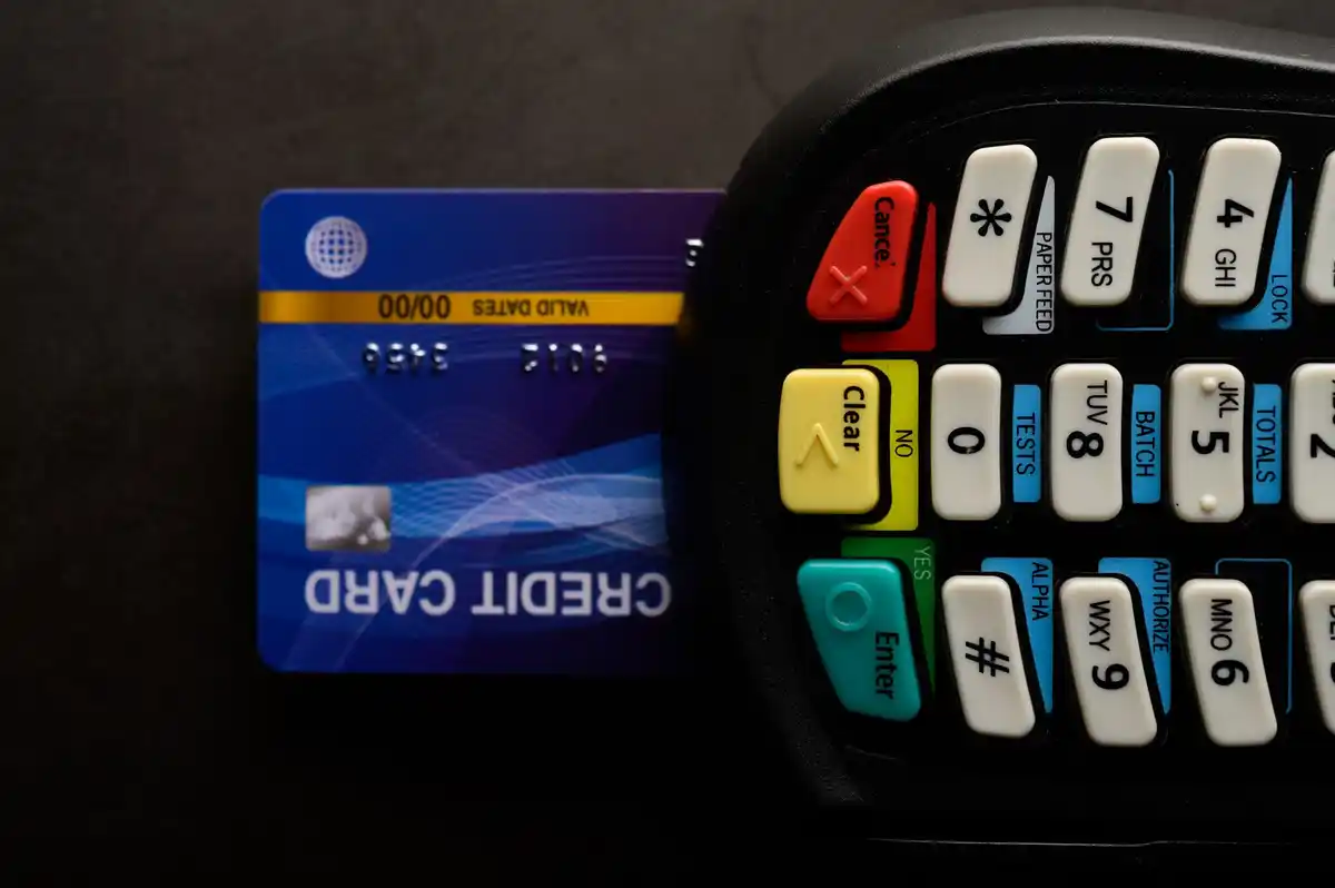 czech bank card cashback wallet
