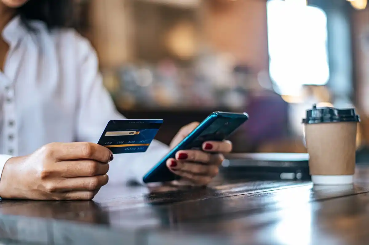 blocking credit card via mobile app