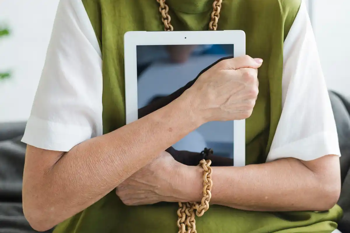 Máte doma starý tablet? Nevyhazujte ho, může sloužit jako chytrý dům