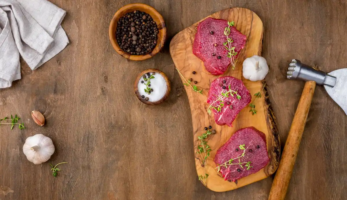 raw meat warm up kitchen table czech