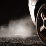 Budoucnost automobilového průmyslu v Evropě: odklon od spalovacích motorů a jeho důsledky