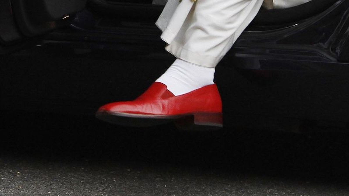 Kde papeži nakupují své boty? Pohled na tradiční výrobu v Římě