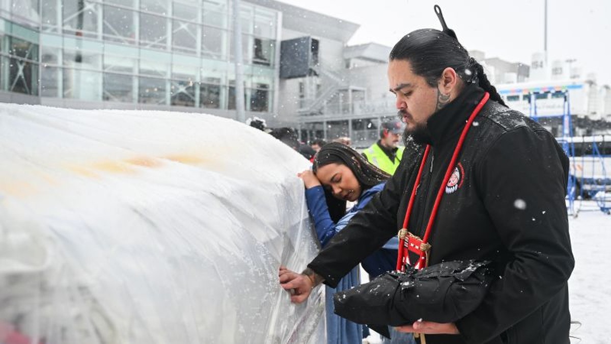 Navrácení cenných artefaktů z Vatikánu: symbolický krok k reparacím a uzdravení