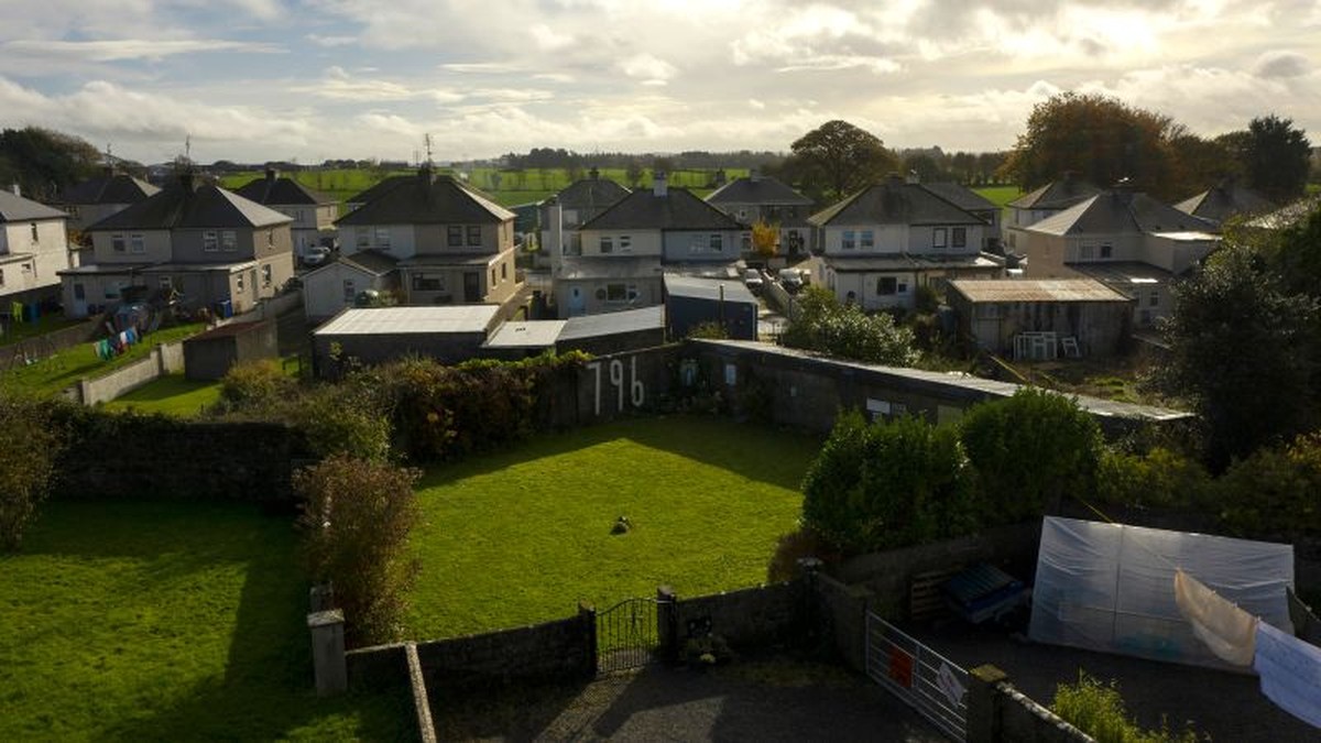 Nové objevení druhého hrobu dětí v bývalém zařízení v Irsku vzbuzuje pozornost