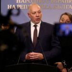 Prezident Bulharska odvolal vládu po týdnech protestů a plánuje novou vládu