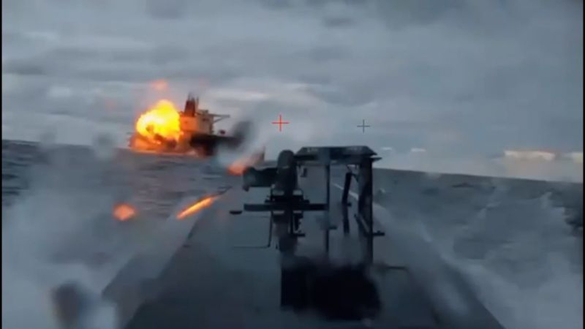 Ukrajina podniká útoky na ruské ropné tankerové flotily v Černém moři