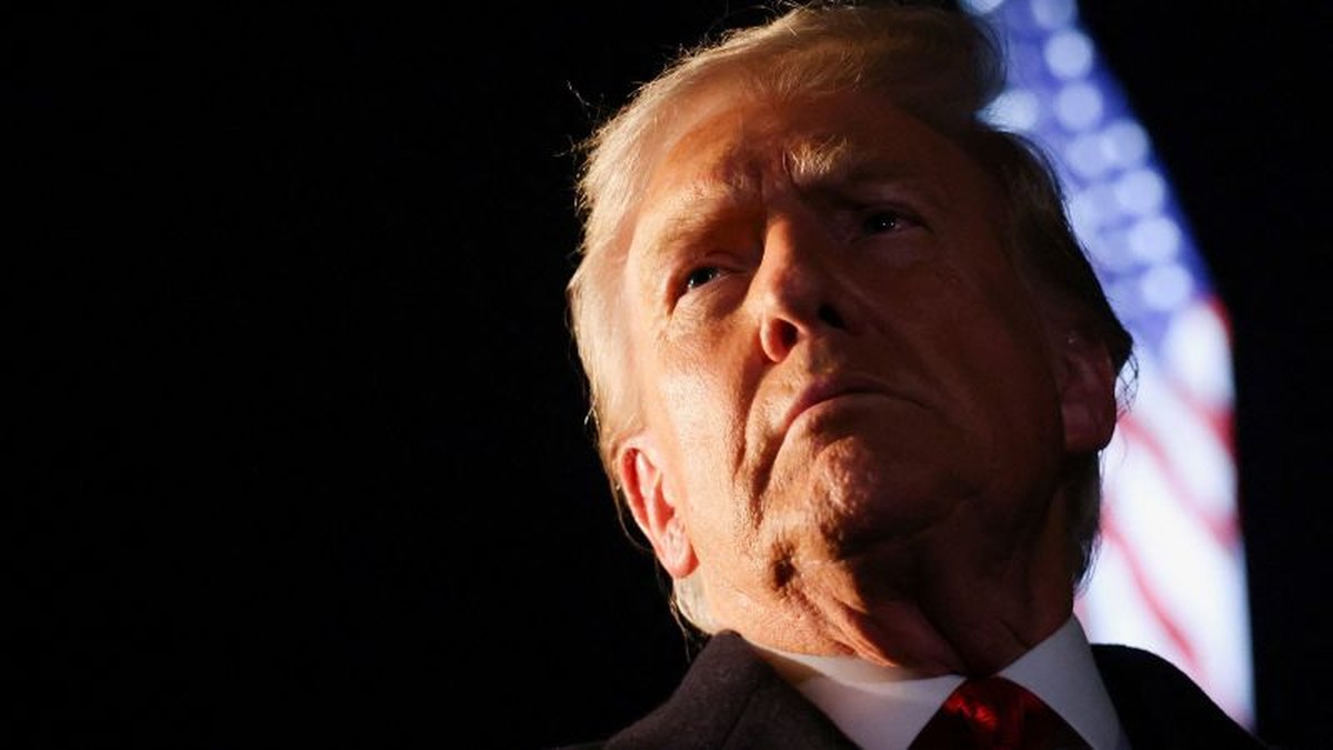 Významné události a rozhodnutí v politických a právních oblastech v roce 2023