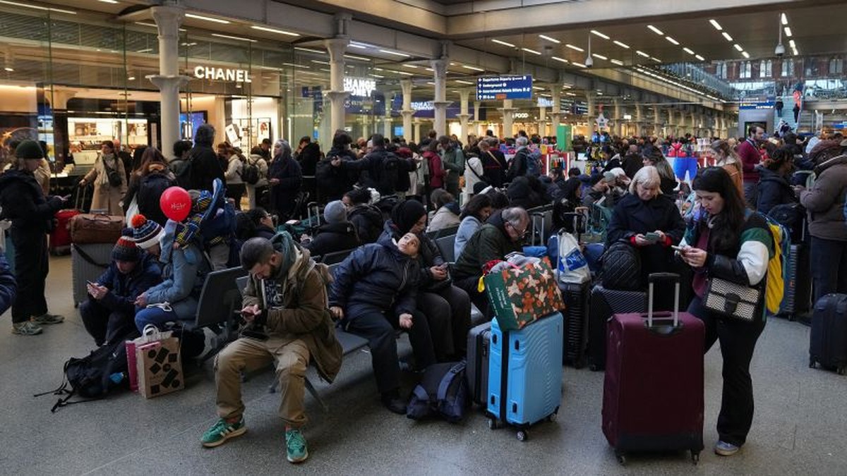 Zastavení vlakových spojů přes kanál La Manche kvůli výpadku elektrického napájení