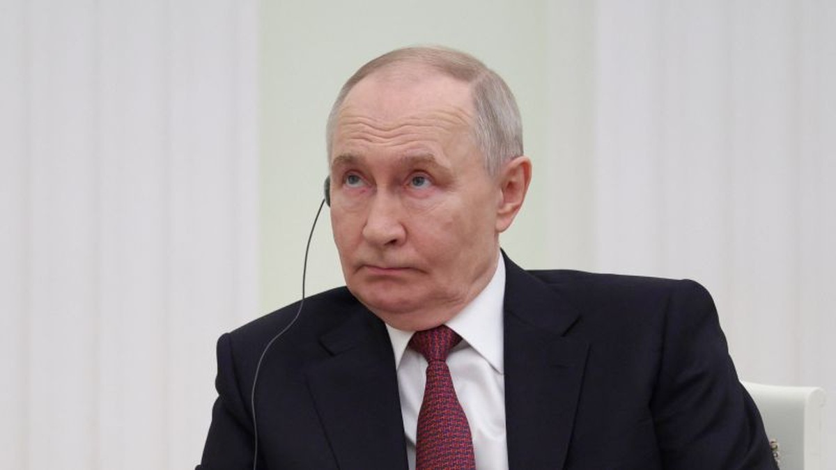 První mimořádné jednání třístranné diplomacie od začátku ruské invaze